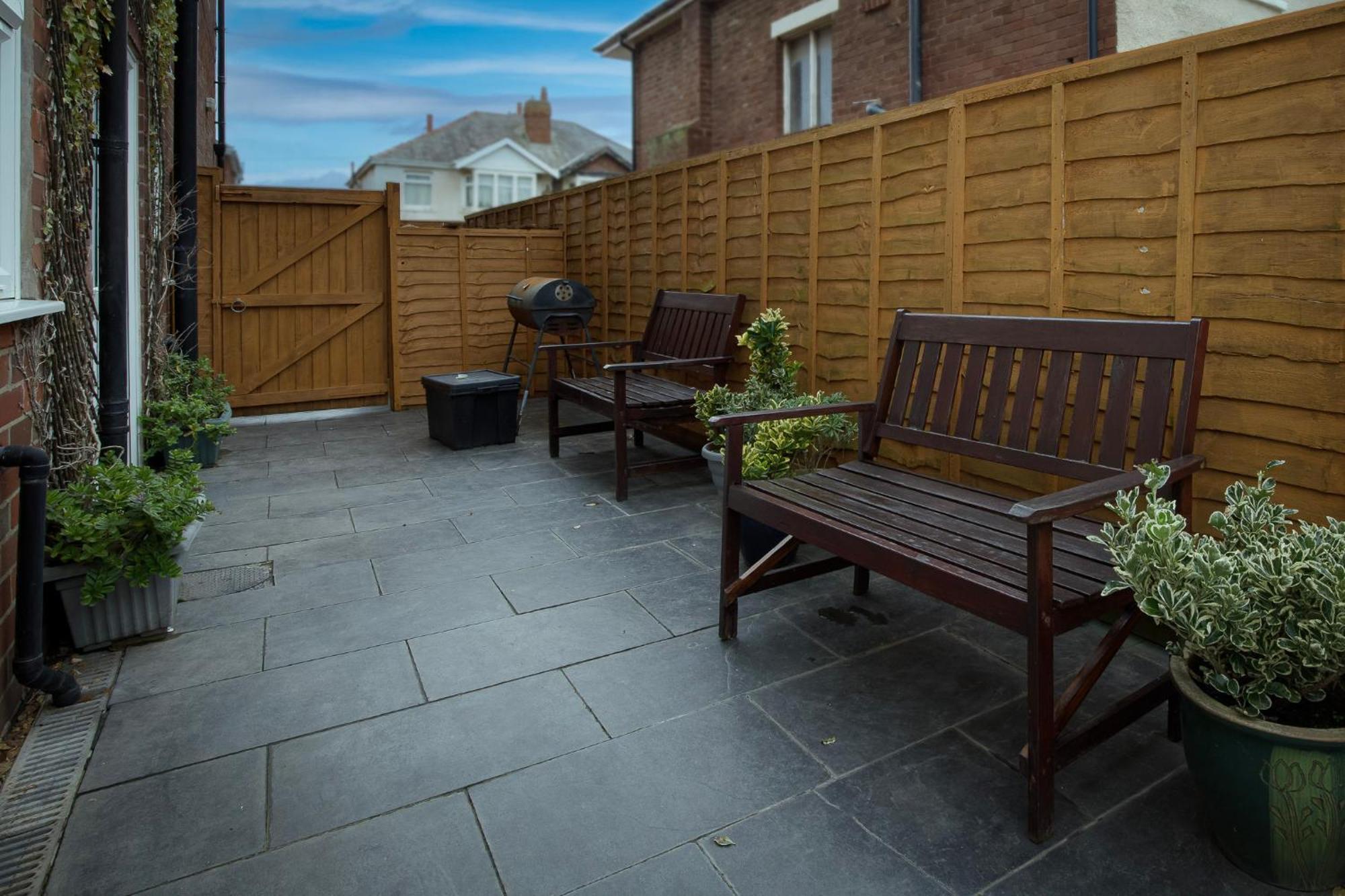 Arnside - Spacious 10-Bedroom Seaside Cottage Blackpool Exteriér fotografie